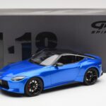 Nissan Fairlady Z Z35 Bayside Blau GT Spirit 1:18 - image 6 of 6