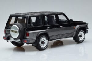 Nissan Patrol GR Y60 Grau Otto 1:18 OT993 Resin — Bild 2 von 6