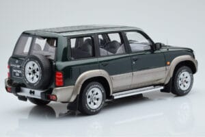 Nissan Patrol GR Y61 Grün Otto 1:18 OT433 Resin — Bild 2 von 5