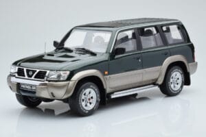 Nissan Patrol GR Y61 Grün Otto 1:18
