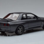 Nissan Skyline GT-R BNR32 Nismo Grau Otto 1:18 - image 2 of 6
