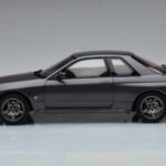 Nissan Skyline GT-R BNR32 Nismo Grau Otto 1:18 - image 3 of 6