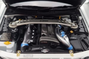 Nissan Skyline GT-R R34 Nismo Z-Tune Weiß MotorHelix 1:18 M83407 Metall — Bild 9 von 11
