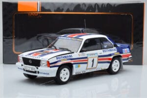 Opel Ascona 400 Rothmans #1 W. Rohrl / C. Geistdorfer Rally Acropolis 1982 IXO 1:18 18RMC097A Metall — Bild 6 von 6