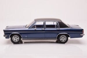 Opel Diplomat B Dunkelblau Metallic MCG 1:18 MCG18336 Metall — Bild 3 von 6