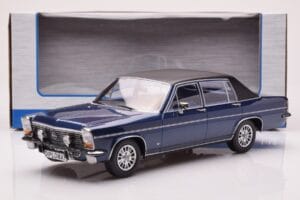 Opel Diplomat B Dunkelblau Metallic MCG 1:18 MCG18336 Metall — Bild 6 von 6