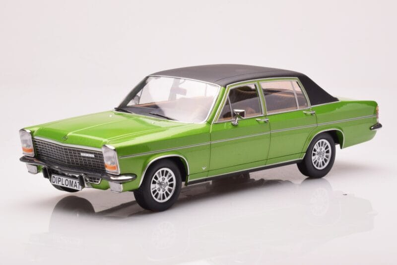 Opel Diplomat B Grün Metallic MCG 1:18