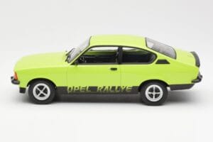 Opel Kadett E Rally 2.0 Grün Schwarz Norev 1:18 183653 Metall — Bild 3 von 6