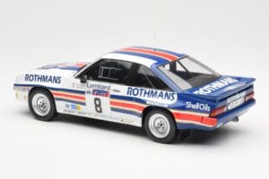 Opel Manta 400 Rothmans #8 J. McRae / I. Grindrod Lombard RAC Rally 1983 IXO 1:18 18RMC038A Metall — Bild 5 von 6