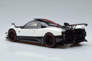 Pagani Zonda Cinque Weiss Benny Almost Real 1:18 850601001 Metall — Bild 7 von 12
