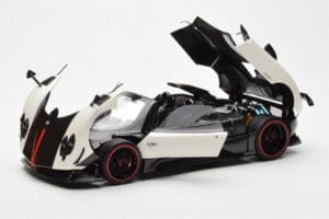 Pagani Zonda Cinque Roadster Weiß Benny Almost Real 1:18 850611001 Metall — Bild 2 von 8