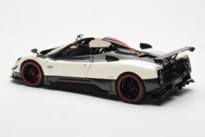 Pagani Zonda Cinque Roadster Weiß Benny Almost Real 1:18 850611001 Metall — Bild 7 von 8