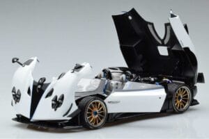 Pagani Zonda HP Barchetta Carbon Fiber Weiß LCD 1:18 LCD18009-WH Metall — Bild 2 von 9