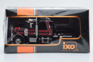Peterbilt 359 Schwarz Rot IXO 1:43 TR158 Metall — Bild 4 von 4