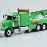 Peterbilt 359 Wrecker Road Service Grün IXO 1:43