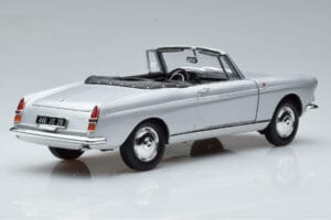 Peugeot 404 Cabriolet Silber Norev 1:18 184835 Metall — Bild 3 von 8
