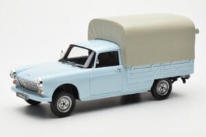 Peugeot 404 Pickup Bache Pastellblau Otto 1:18