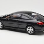 Peugeot 407 Coupé Schwarz Norev 1:18 - image 7 of 8