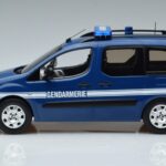 Peugeot Partner Gendarmerie Norev 1:18 184895 Metall - image 3 of 6