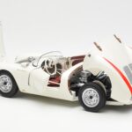 Porsche 550 Spyder 70 Jahre Edition Weiß Schuco 1:18 - image 5 of 8