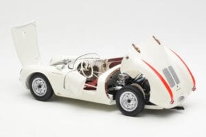 Porsche 550 Spyder 70 Jahre Edition Weiß Schuco 1:18 450033300 Metall — Bild 5 von 8