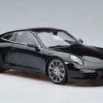 Porsche 911 991 Carrera 4 Black Edition GT Spirit 1:18 GT114 Resin - image 4 of 6
