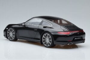 Porsche 911 991 Carrera 4 Black Edition GT Spirit 1:18 GT114 Resin — Bild 5 von 6