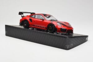 Porsche 911 GT2 RS 991 MR Manthey Racing Nordschleife Rekord Minichamps 1:18 MR-911-GT2RS-1803 Metall — Bild 4 von 6