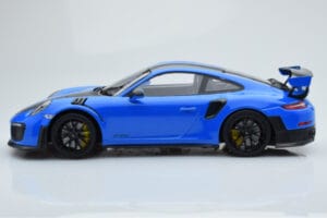 Porsche 911 GT2 RS 991.2 Weissach Package Blau Schwarze Magnesiumfelgen Minichamps 1:18 153068316 Metall — Bild 3 von 6