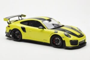 Porsche 911 991.2 GT2 RS Hellgrün Mit Schwarzen Magnesium-Felgen Minichamps 1:18 155068300 Metall — Bild 4 von 6
