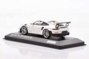 Porsche 911 991.2 GT2 RS Weiß Minichamps 1:43 CA04318004 Metall — Bild 3 von 4