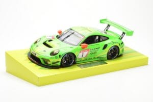 Porsche 911 991.2 GT3 R #1 Manthey Racing 24 Hours Nurburgring 2019 Minichamps 1:18 MG-M-911-19-1801 Metall — Bild 2 von 6