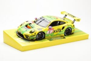 Porsche 911 991.2 GT3 R #1 Manthey Racing 24 Hours Nurburgring 2022 Minichamps 1:18 MG-M-911-24H-22-1801 Metall — Bild 2 von 6