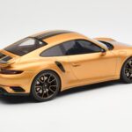 Porsche 911 991.2 Turbo S Exclusive Gold GT Spirit 1:18 - image 2 of 6