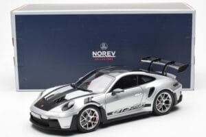 Porsche 911 992 GT3 Weissach Pack GT Silber Metallic Norev 1:18 187366 Metall — Bild 8 von 8