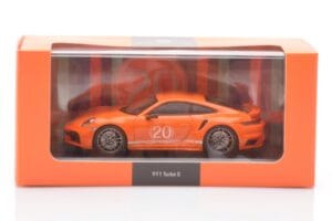 Porsche 911 992 Turbo S Gulf Orange Minichamps 1:43 WAP0209060N002 Metall — Bild 4 von 4