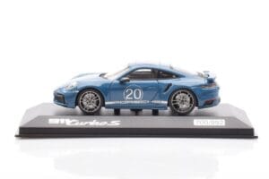 Porsche 911 992 Turbo S Oslo Blau Minichamps 1:43