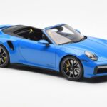 Porsche 911 992 Turbo S Shark Blau GT Spirit 1:18 - image 4 of 6