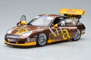 Porsche 911 996 GT3 Cup M. Marsh Carrera Cup Asia Winner 2004 AUTOart 1:18 80489 Metall — Bild 2 von 7
