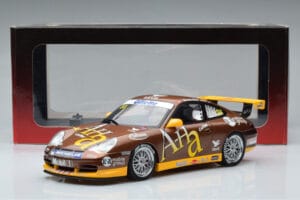 Porsche 911 996 GT3 Cup M. Marsh Carrera Cup Asia Winner 2004 AUTOart 1:18 80489 Metall — Bild 7 von 7