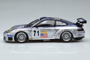 Porsche 911 996 GT3 RSR #71 A. Job 2005 AUTOart 1:18 80583 Metall — Bild 4 von 7