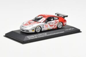 Porsche 911 996 GT3 RSR Flying Lizard #74 M. Rockenfeller / D. Cunningham / S. Neiman / J. Pechnik / J. Van Overbeek Rolex 24 — Bild 2 von 4