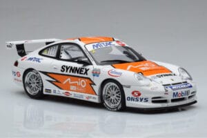 Porsche 911 996 GT3 R #1 C. Kwan Carrera Cup Asia 2004 AUTOart 1:18 80487 Metall — Bild 5 von 7