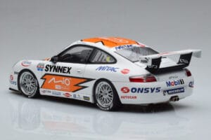 Porsche 911 996 GT3 R #1 C. Kwan Carrera Cup Asia 2004 AUTOart 1:18 80487 Metall — Bild 6 von 7