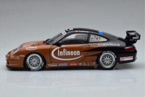 Porsche 911 996 GT3 R #2 S. Miau Carrera Cup Asia 2004 AUTOart 1:18 80488 Metall — Bild 4 von 7