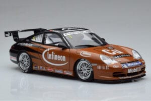 Porsche 911 996 GT3 R #2 S. Miau Carrera Cup Asia 2004 AUTOart 1:18 80488 Metall — Bild 5 von 7
