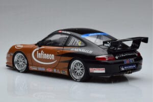 Porsche 911 996 GT3 R #2 S. Miau Carrera Cup Asia 2004 AUTOart 1:18 80488 Metall — Bild 6 von 7