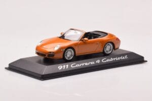 Porsche 911 997 Carrera 4 Cabriolet Orange Metallic Minichamps 1:43 WAP02001618 Metall — Bild 2 von 4