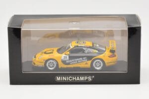 Porsche 911 997 GT3 Cup Tolimit Motorsport #39 Menzel Porsche Supercup 2007 Minichamps 1:43 400066439 Metall — Bild 4 von 4