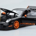 Porsche 911 997 GT3 RS Schwarz AUTOart 1:18 - image 2 of 8
